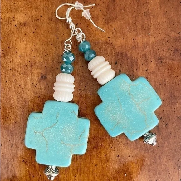 𝅺STERLING Silver Earrings Howlite Boho Cross Hand-Carved Crystals BUY NOW PRICE - Picture 2 of 6